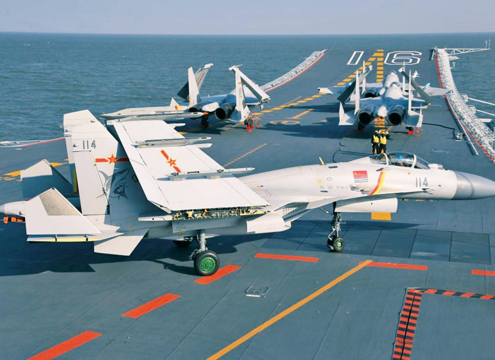 飛行員跳傘傷重身亡