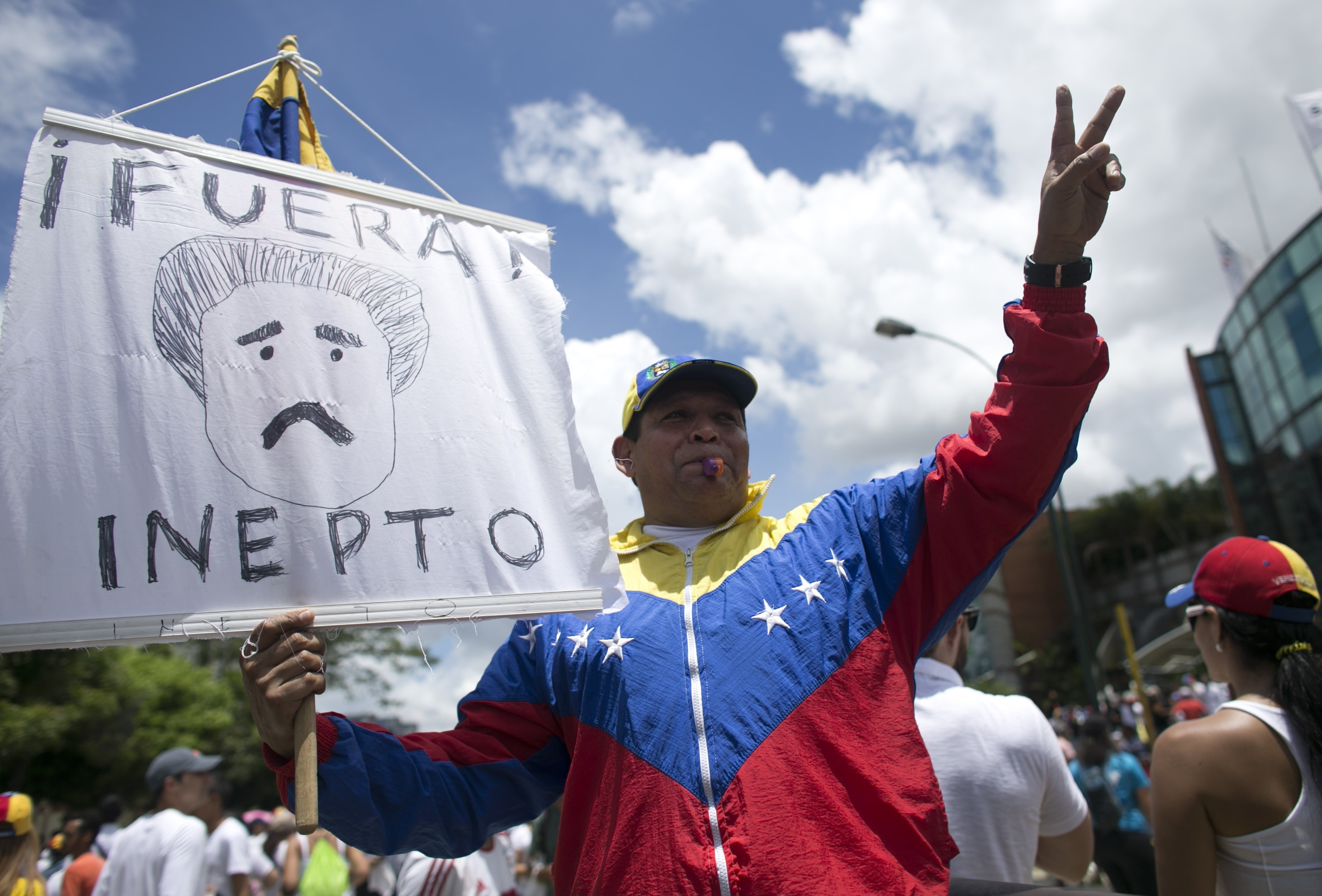 委內瑞拉逾百萬人上街反總統
