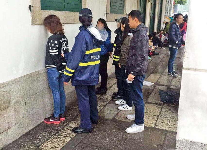 治安警三日內拘七竊賊