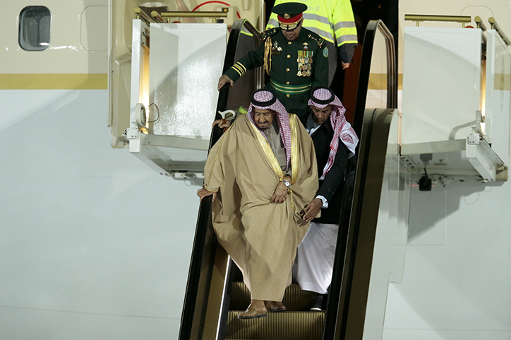 81歲沙特國王焗行落機
