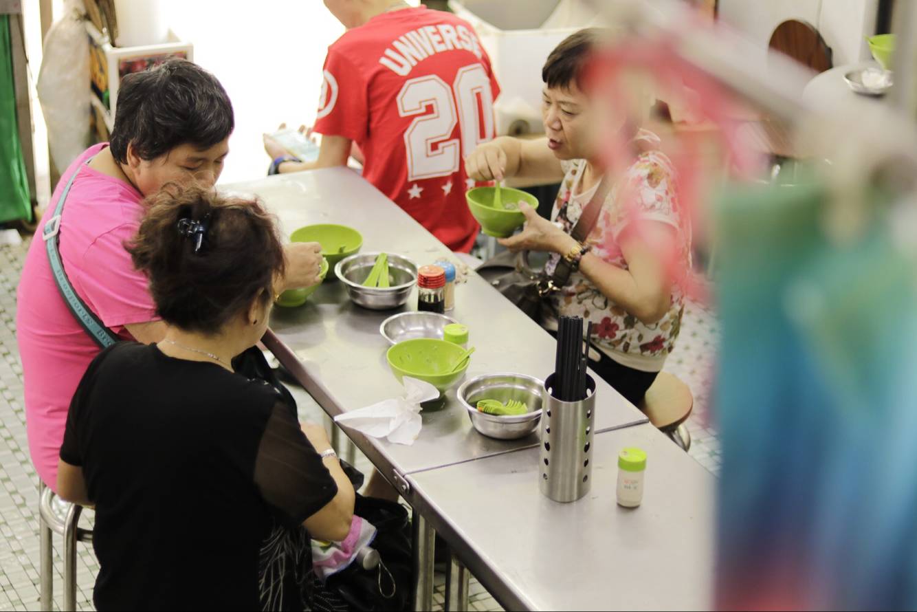 飲食業去年總收益106億元