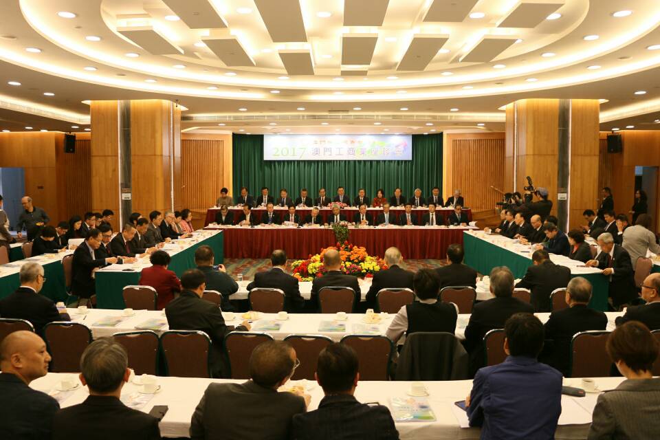 梁維特：經濟回暖勿掉以輕心
