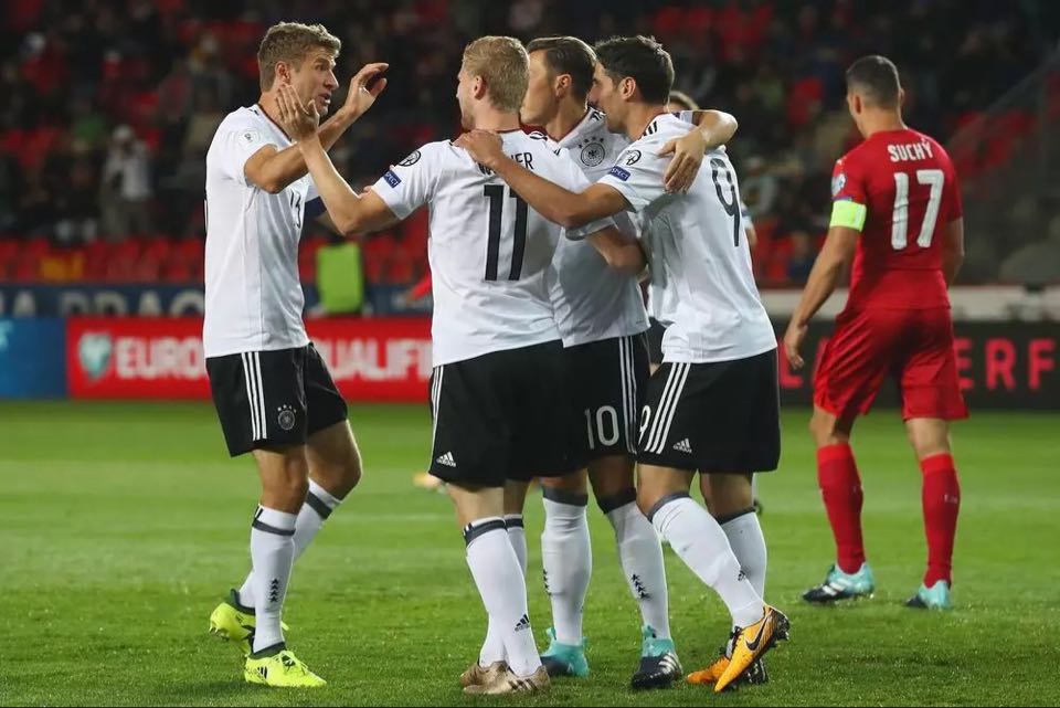 德國挫捷克世盃外保全勝