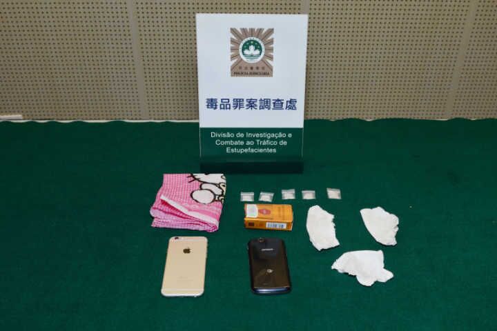 內地漢涉販毒被拘