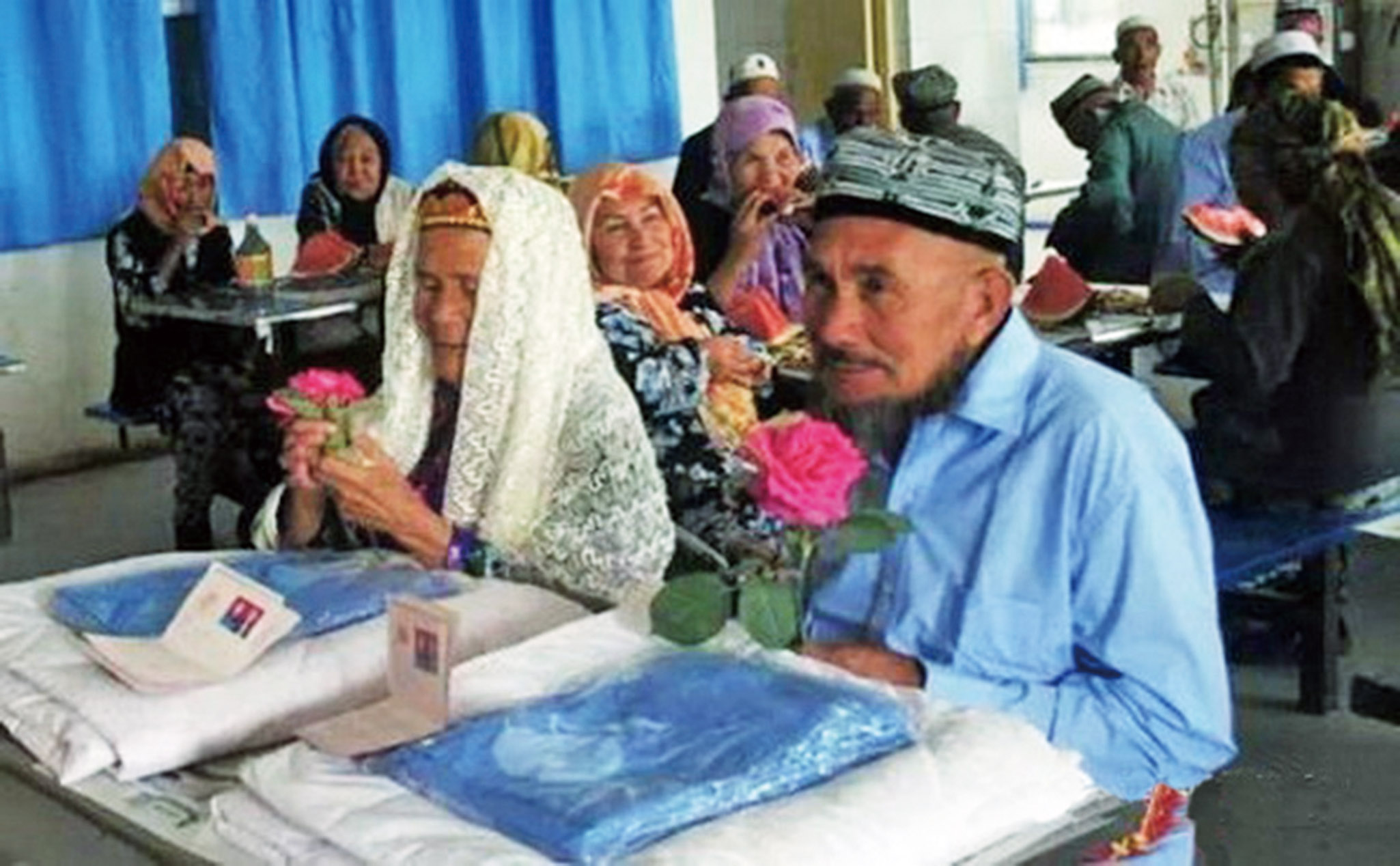新疆71歲老漢娶114歲新娘
