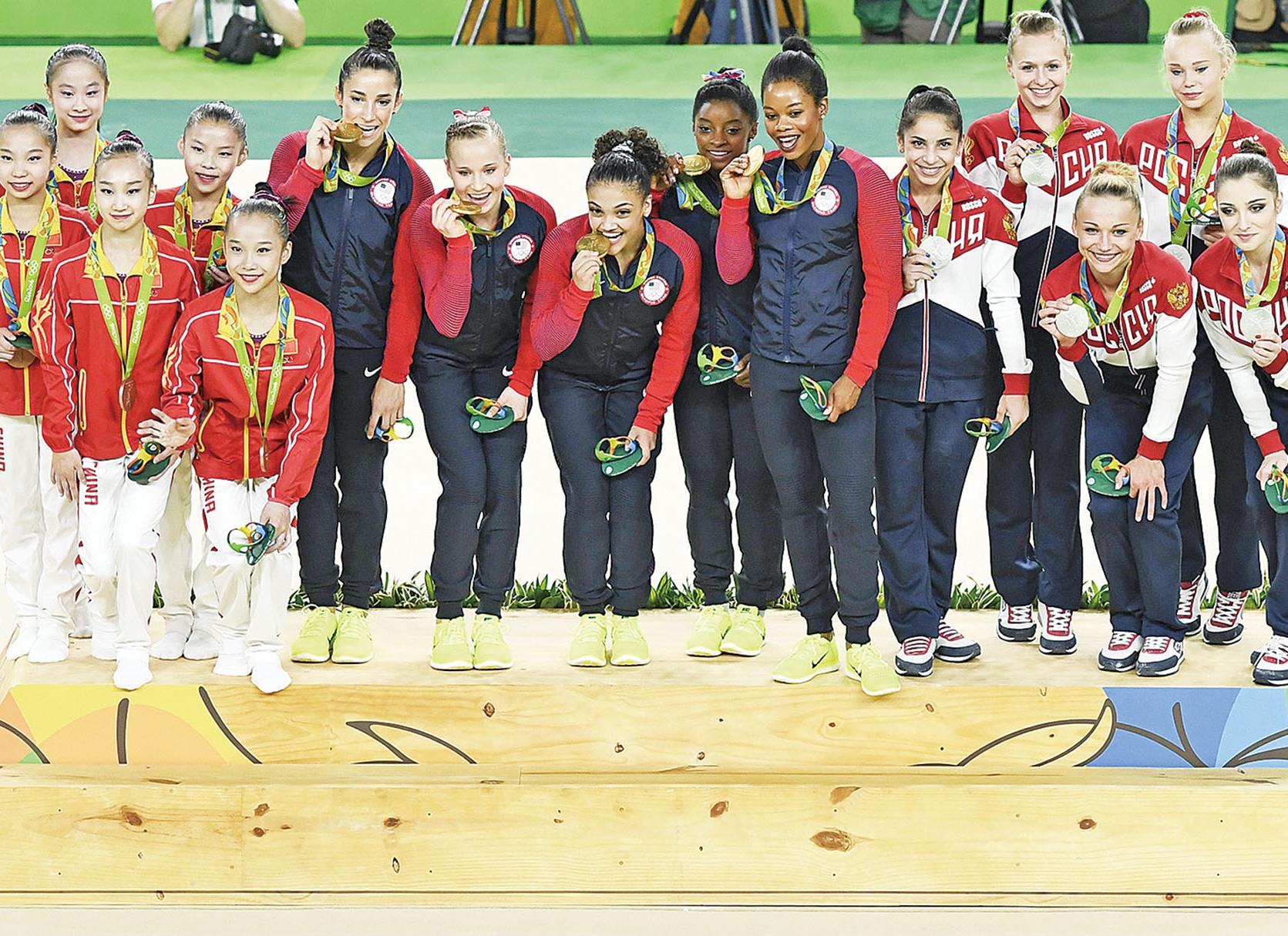 超班壓俄中衛冕