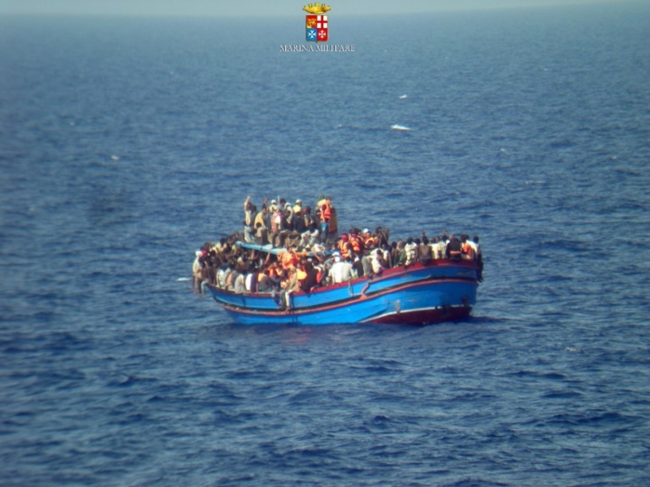 再有難民船地中海翻沉