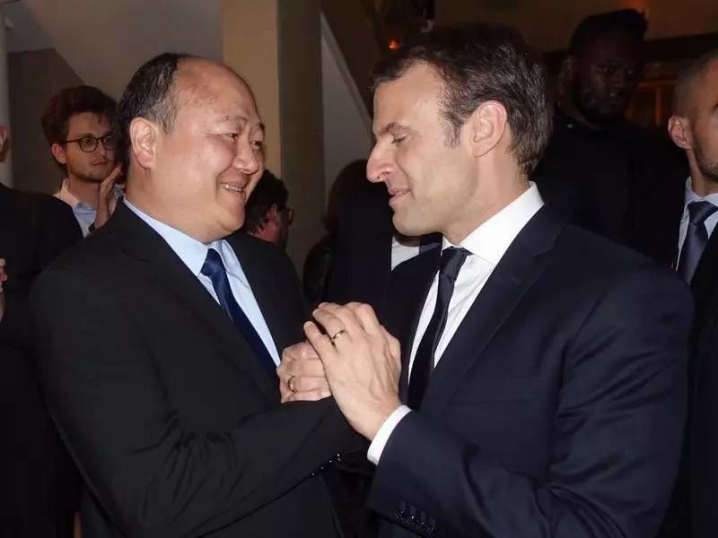 成法國首位華裔國會議員