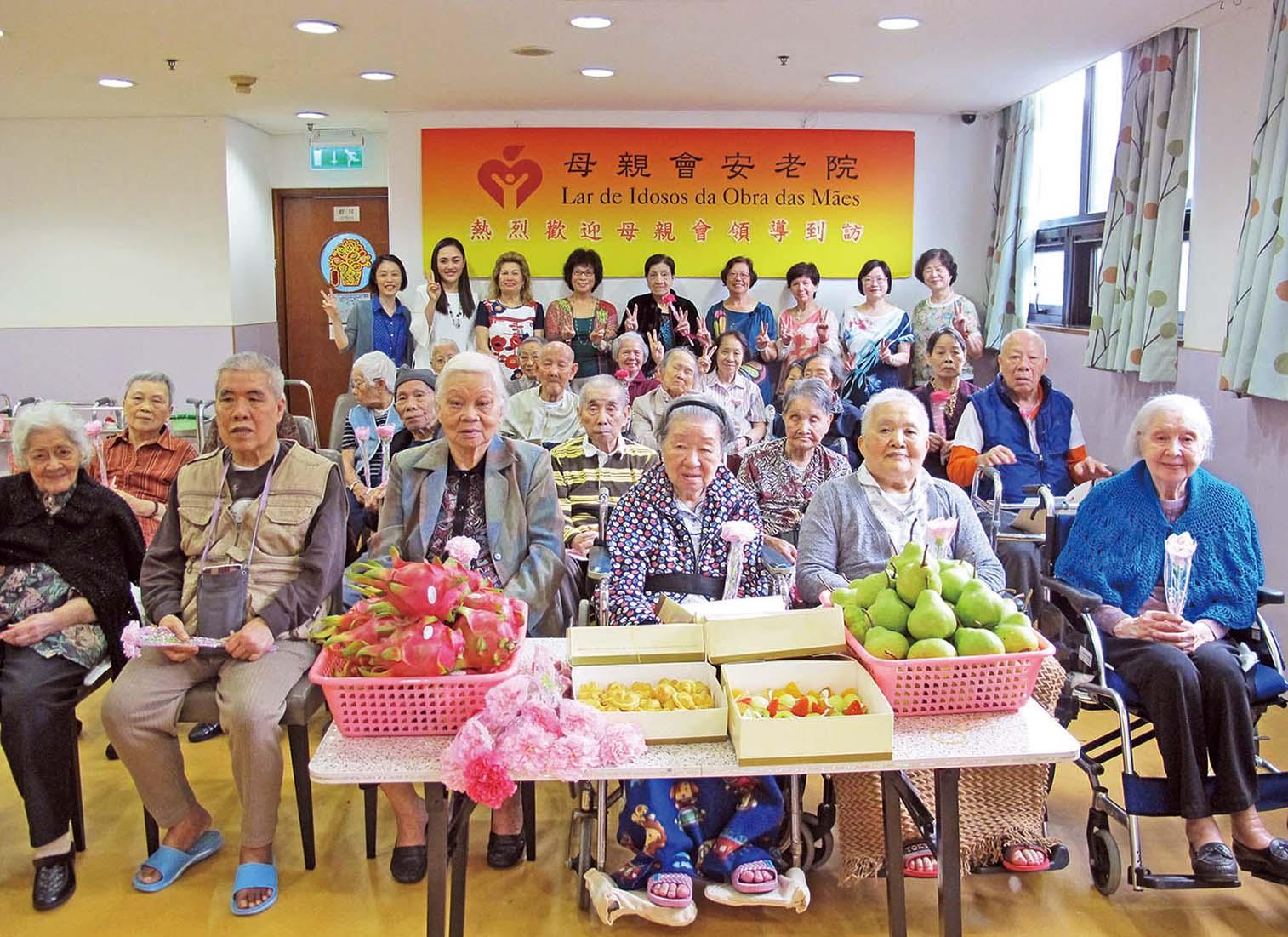 母親會探望安老院弘傳統美德