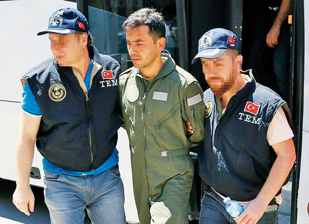 為騰空間囚禁政變者