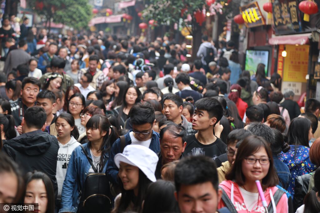 中國五年增長3,377萬人