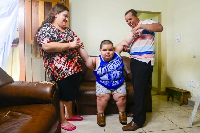 巴西五歲仔重175磅隨時冇命