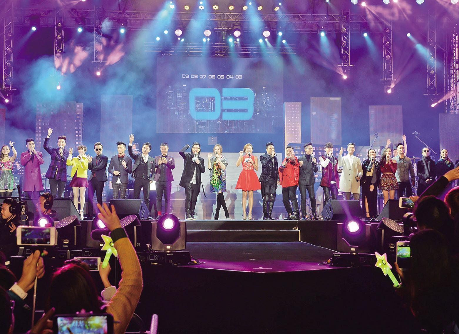 群星閃耀 煙火綻放