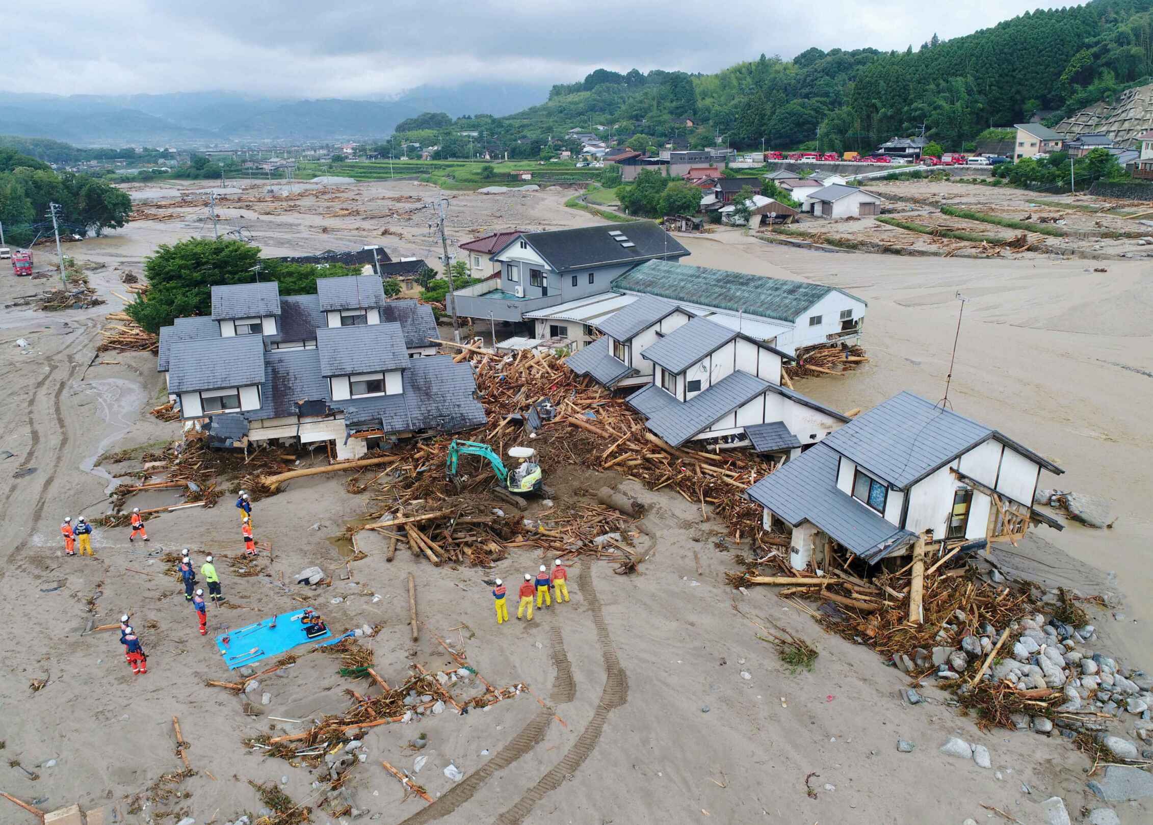 日本雨災增至18死27人失聯