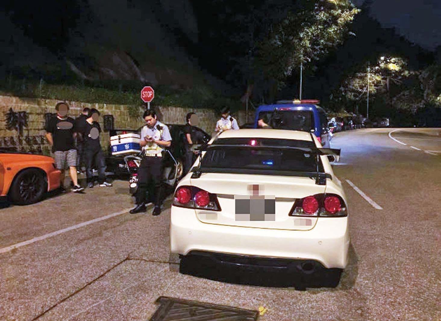 截四輛噪音超標「辣車」