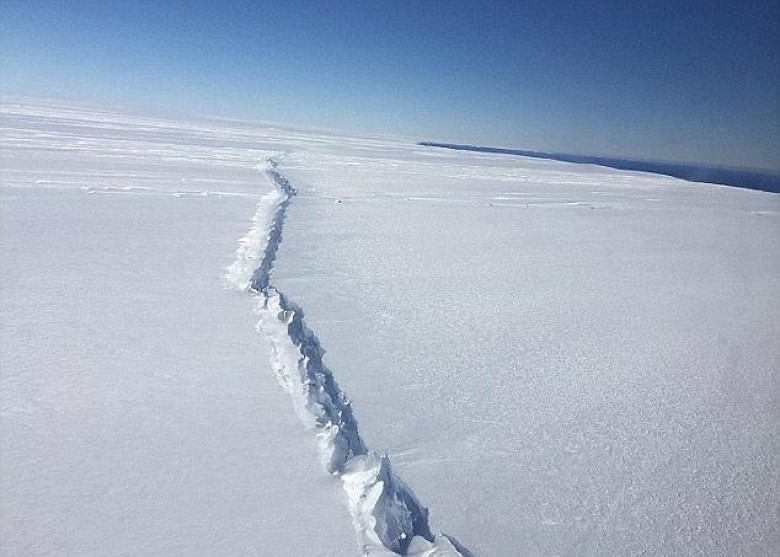 南極冰川再度大崩裂