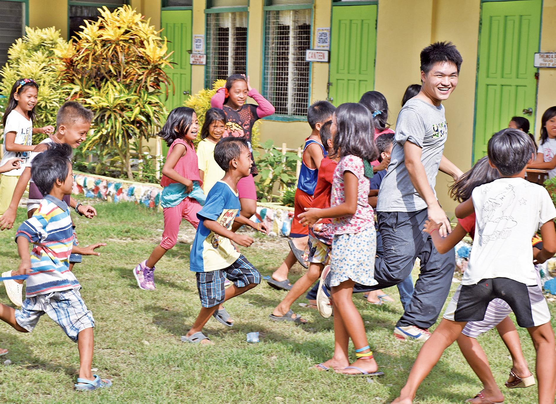 翰林教研協赴菲律賓