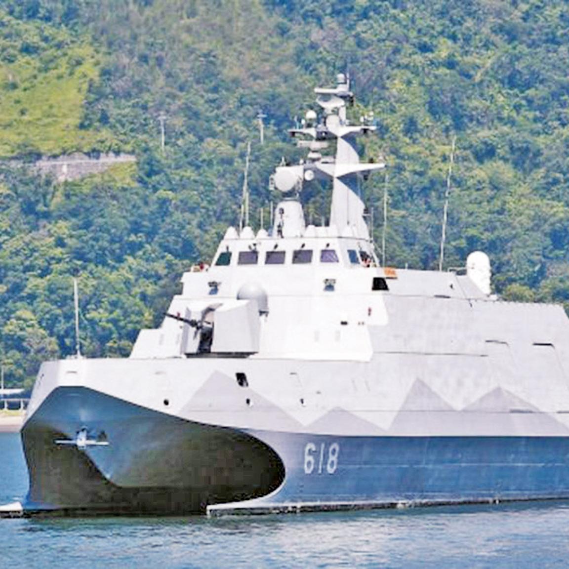建造新型軍艦