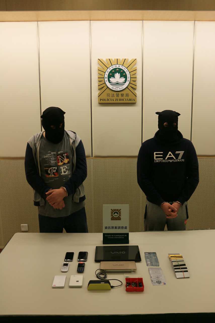 兩俄羅斯男子來澳刷假卡被捕