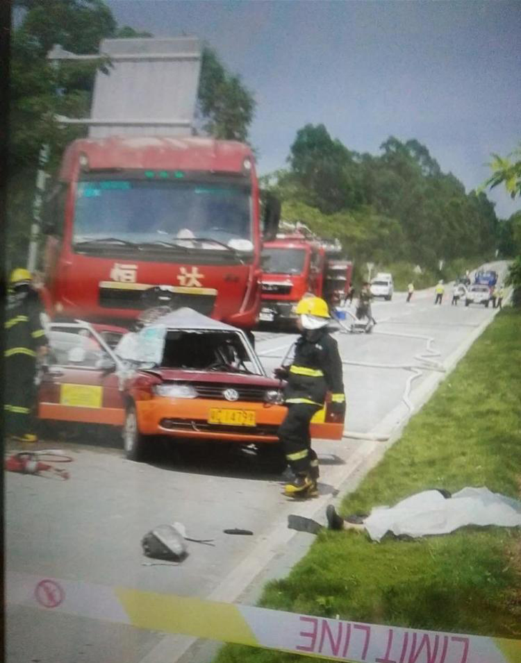 ​珠海發生慘烈車禍一死一傷