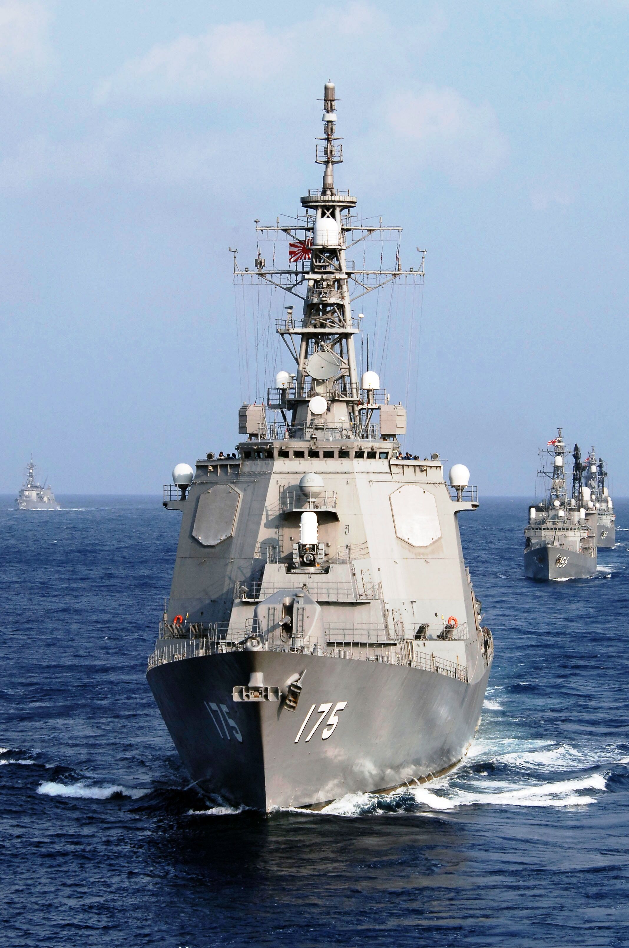 日本將派自衛隊驅中方艦艇