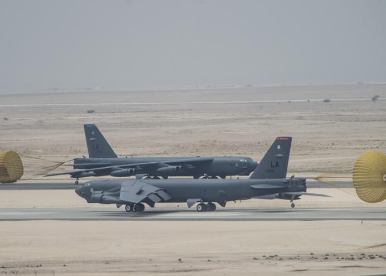 美軍首派B-52轟炸機炸IS
