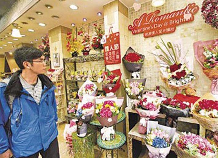 港花檔生意減三成