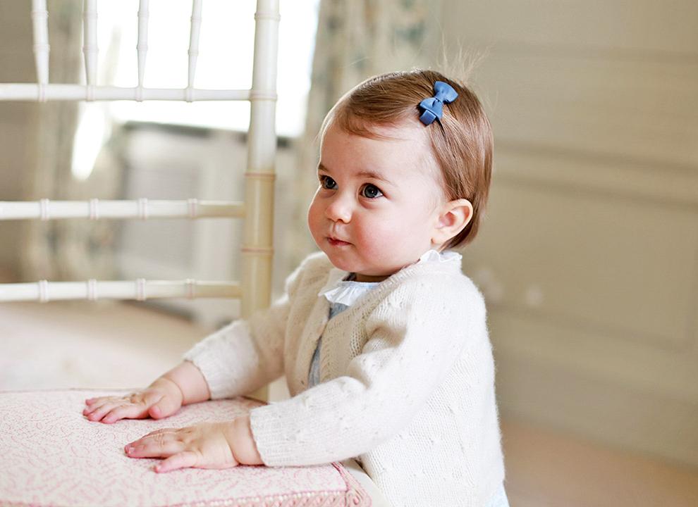 英皇室再發萌照