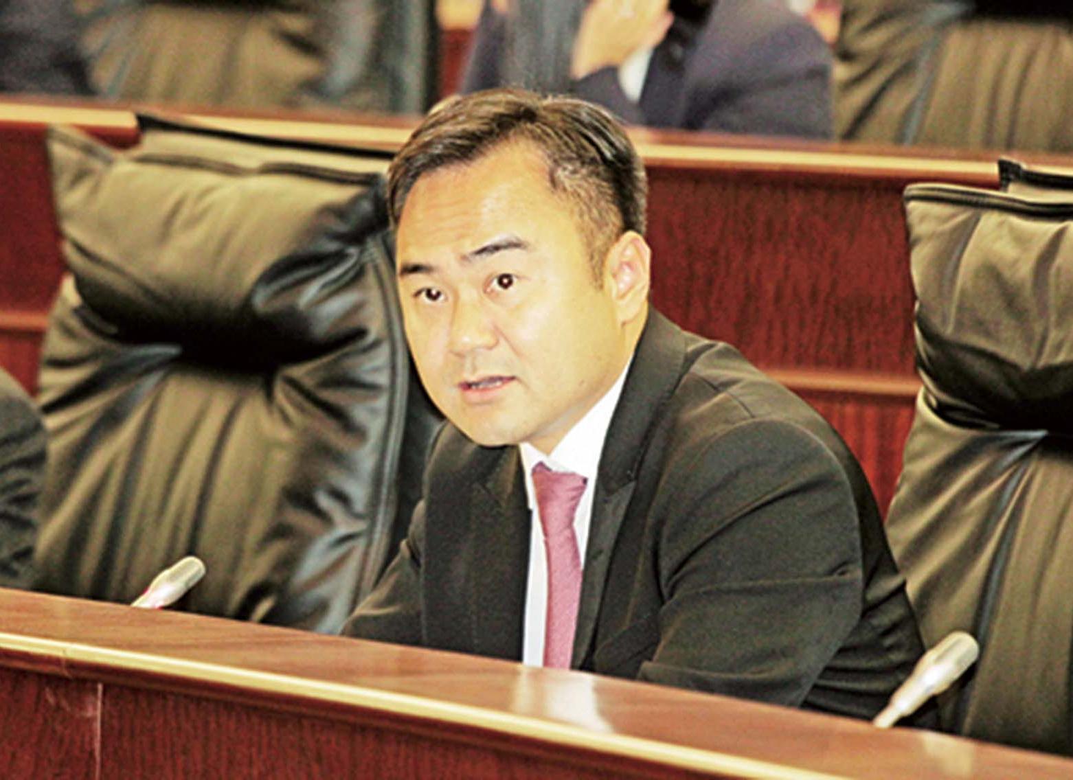 急停呆壞賬 賭收或再跌一成