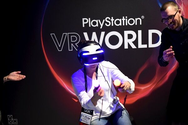 索尼PS VR 10月上市