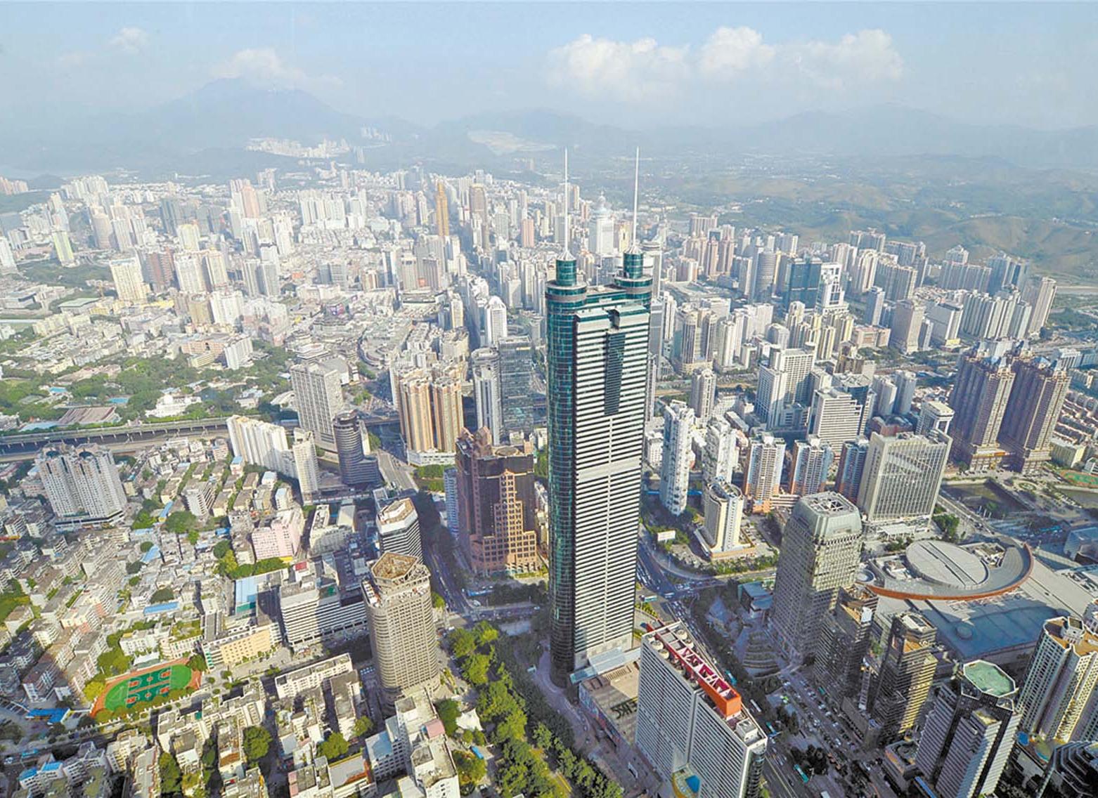 25地入「萬億俱樂部」