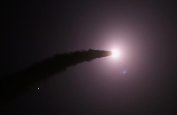 伊朗射六導彈炸敍利亞IS