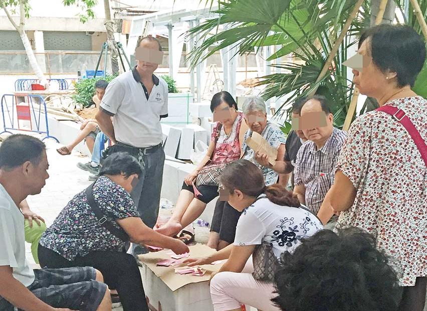 11人露天開賭送博監局定奪