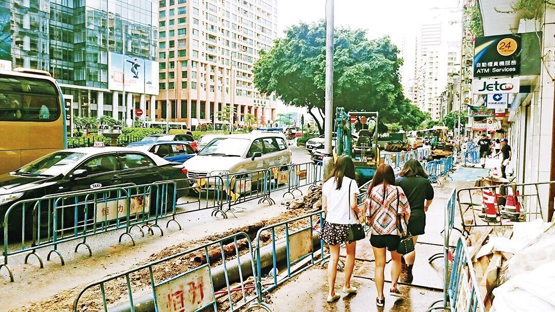倡允掘路工程晚間進行
