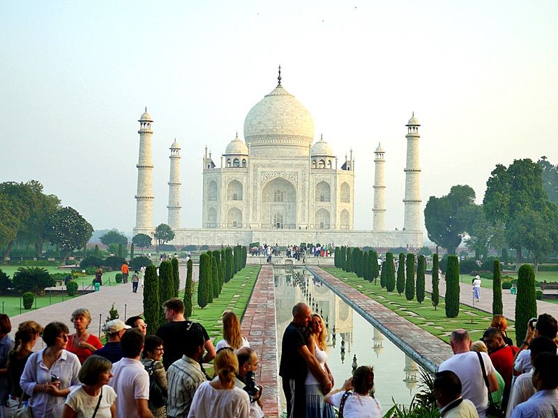 印度泰姬陵本月起限時遊覽