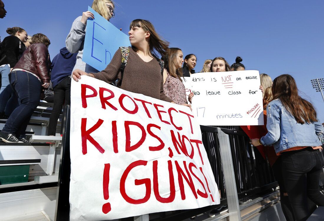 美國各地學生示威促槍管