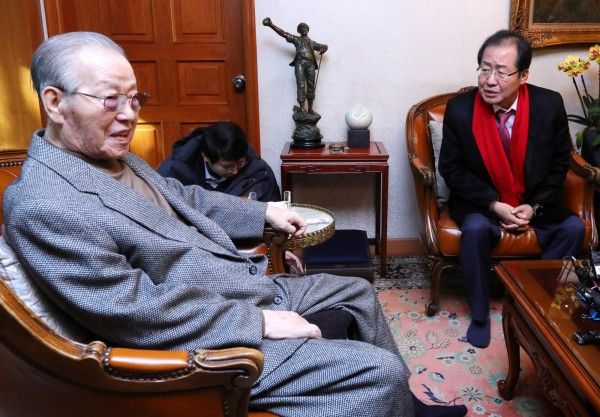 韓國前總理金鐘泌因病逝世