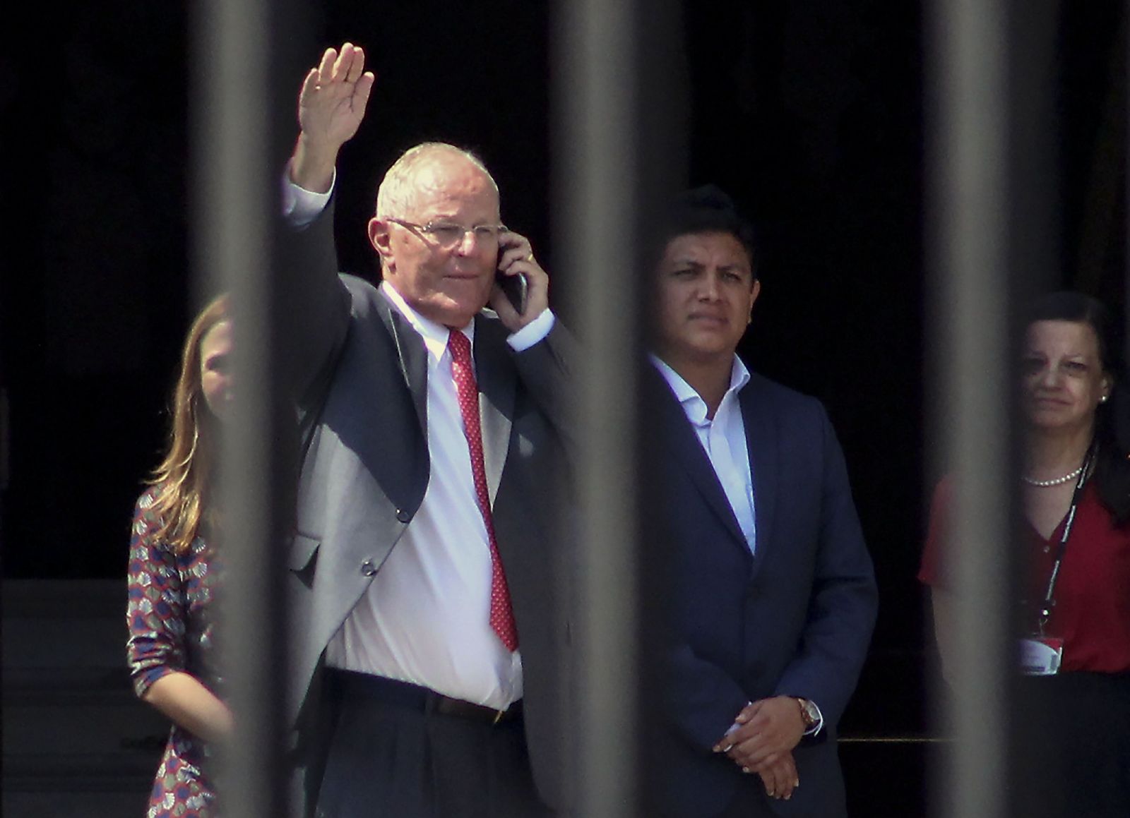 秘魯總統庫琴斯基彈劾案前辭職