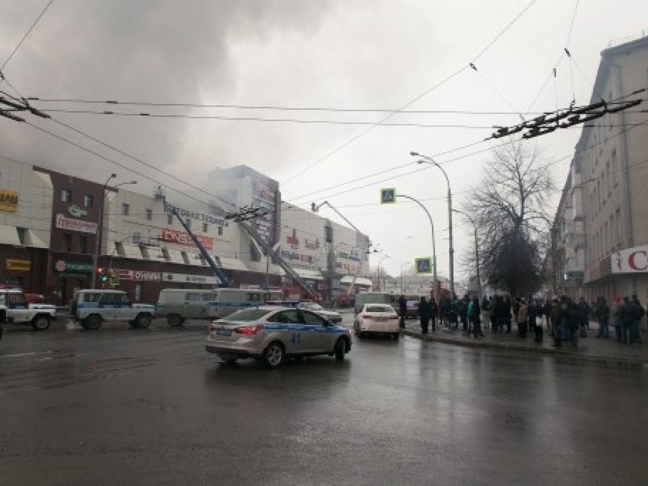 ​俄商場大火增至37死69失蹤