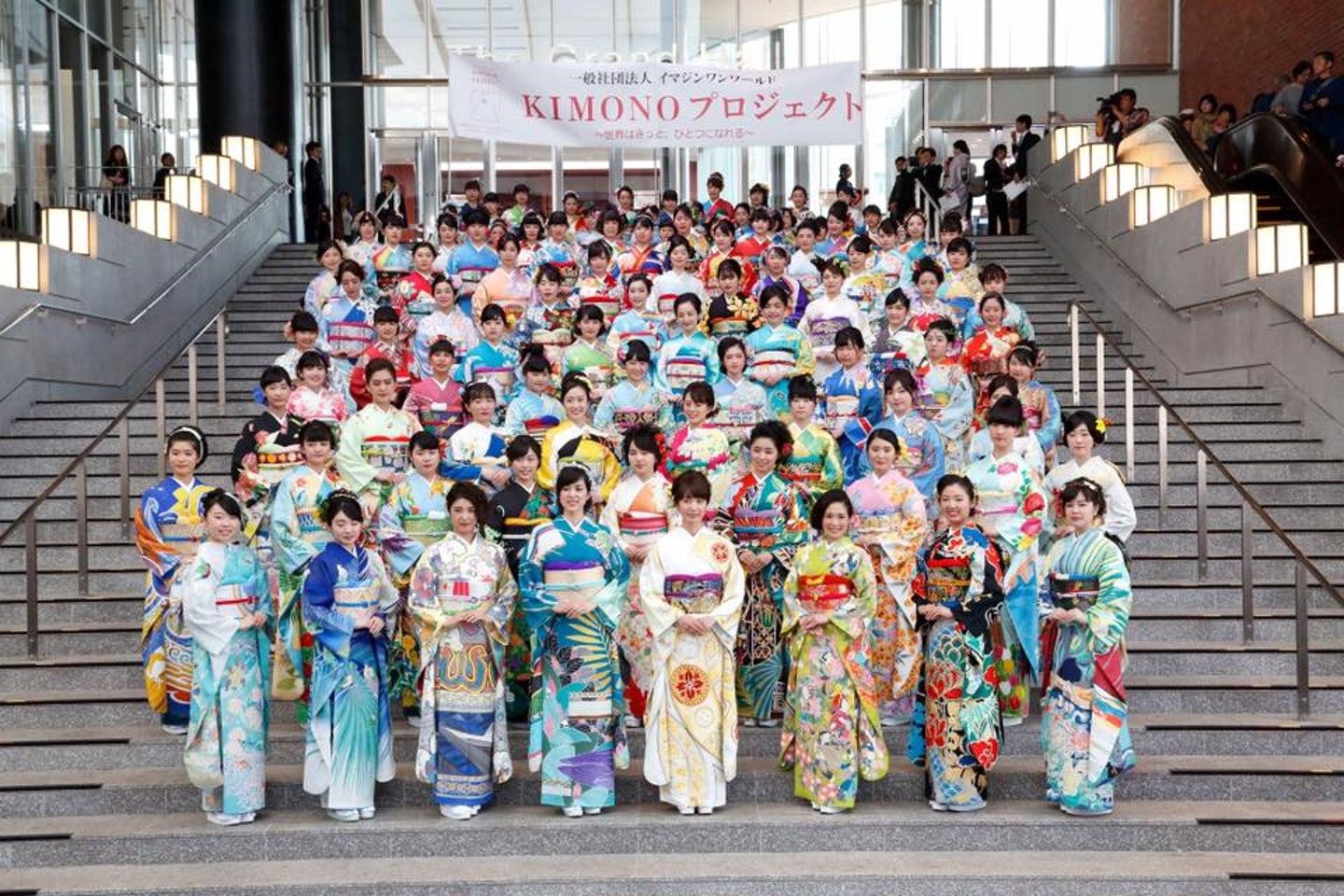 迎東京奧運 日本製196國特色和服