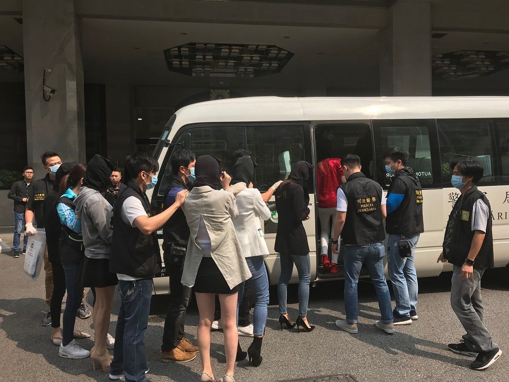商人學生賽車手 24中韓男女被捕