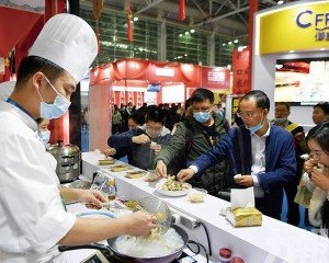 粵加速搶佔萬億級別餐飲市場