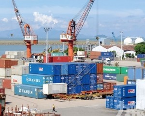 首五月對外商品貿易按年跌6.6%