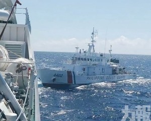 中國海警依法攔阻