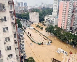 城區嚴重水浸 3.6萬人疏散