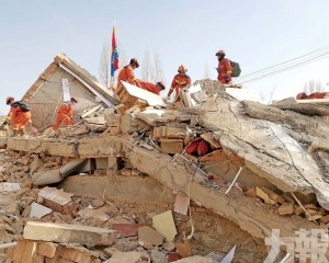 澳門各界踴躍捐款支援抗震救災