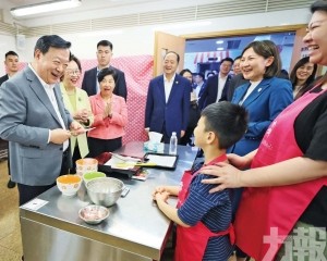 鼓勵澳門擦亮教育「金漆招牌」