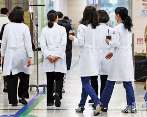 首爾大學醫院教授無限期停診