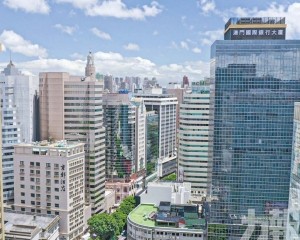 對外資產按季減2.5%至14,489億