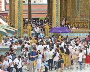 冀挽回中國旅客信心